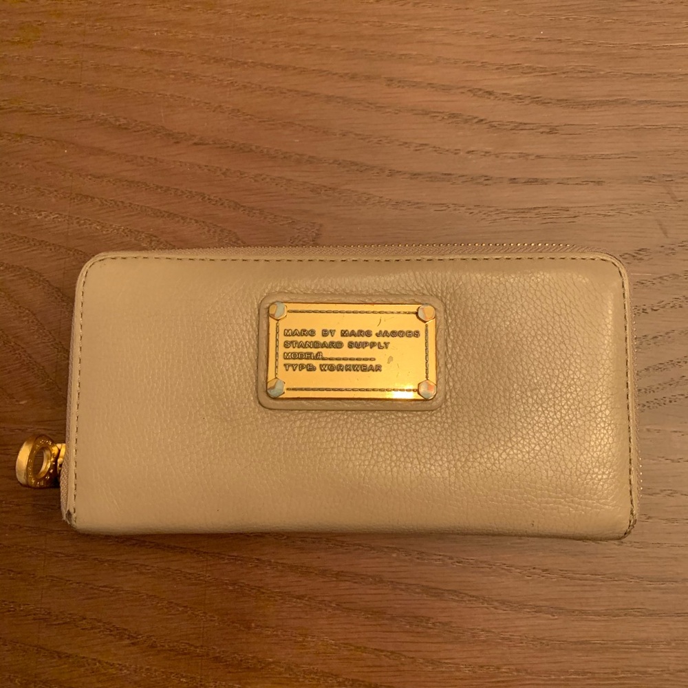 Marc By Marc Jacobs Tan Wallet